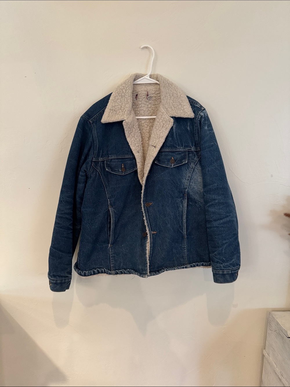 Vintage Blue Denim Jacket with Cream Sherpa Collar